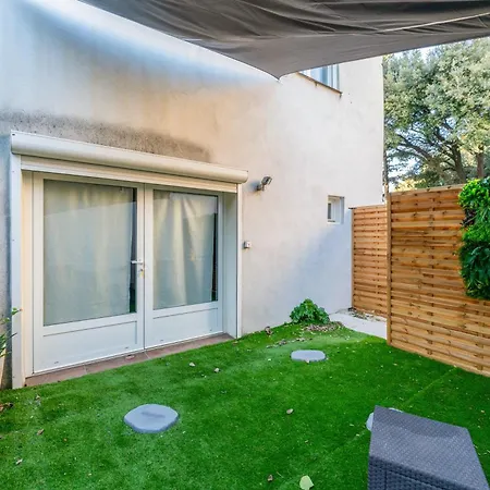Loft 25 M2 Au Calme Apartment Les Angles (Gard)