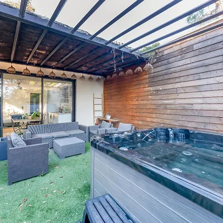 公寓 Loft 25 M2 Au Calme Les Angles (Gard)